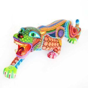 Jaguar Alebrije: Colores Vibrantes y Arte Mexicano Único