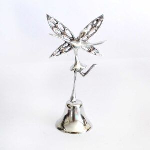 Hada de pewter con campanita