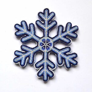 Copo de nieve con arte huichol
